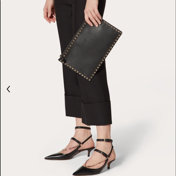 Valentino Rockstud NEW Leather Pouch Clutch black authentic - Picture 15 of 17